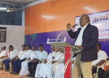 தூத்துக்குடியில் நாம் இந்தியர் கட்சி சார்பில் நூல் வெளியீட்டு விழா கலைஞர் வைகோ வாஜ்பாய் நல்லத்தலைவர்கள் அண்ணாமலை அரசியல் எடுபடாது. என்.பி. ராஜா, பேசினார்.