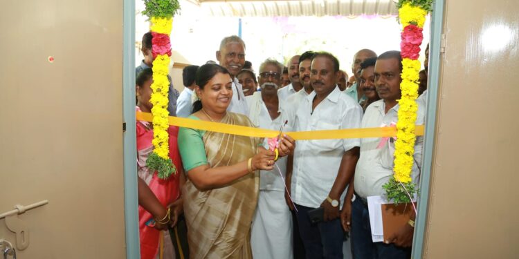 தூத்துக்குடி தொகுதி மக்கள் கோரிக்கை நிறைவேற்றிய அமைச்சர் கீதாஜீவன் பொதுமக்கள் பாராட்டு.