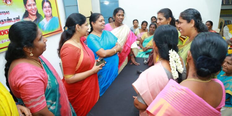 தூத்துக்குடியில் வடக்கு தெற்கு மாவட்ட திமுக மகளிர் அணி நேர்காணல் கனிமொழி எம்.பி, அமைச்சர்கள் கீதாஜீவன், அனிதாராதாகிருஷ்ணன் பங்கேற்பு