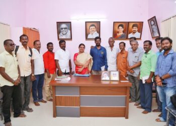 தூத்துக்குடி பத்திரிகையாளர்களுக்கு உலக பத்திரிக்கையாளர் தின வாழ்த்துக்களை அமைச்சர் கீதா ஜீவன், மேயர் ஜெகன் பெரியசாமி தெரிவித்தனர்