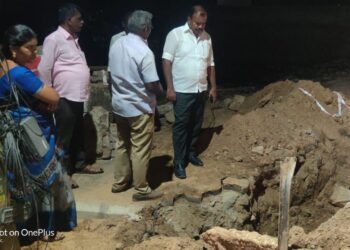 தூத்துக்குடியில் சிவன் கோவிலில் சித்ராபௌர்ணமியை முன்னிட்டு 504 மாவிளக்கு பூஜை நடைபெற்றது.