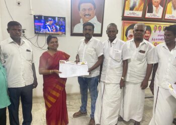 தூத்துக்குடியில் உறுப்பினர் சேர்க்கை அமைச்சர் கீதாஜீவன் பெற்றுக்கொண்டார்.