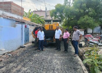 தூத்துக்குடி மாநகராட்சி மேயர் வார்டில் மேயர் ஜெகன் பெரியசாமி ஆய்வு