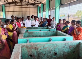 மாப்பிள்ளையூரணியில்  இயற்கை உரம் தயாரிக்கும் பயிற்சி முகாம்:   பஞ்., தலைவர் சரவணக்குமார் பங்கேற்று முக்கிய ஆலோசனை!!!