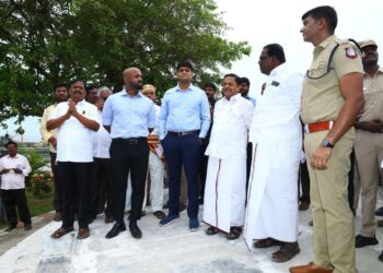 நாகப்பட்டினம் மாவட்டம் தோணித்துறை சாலையில் உள்ள தமிழ்நாடு உணவகத்தினை சுற்றுலாத்துறை அமைச்சர் கே.ராமச்சந்திரன் நேரில் பார்வையிட்டு ஆய்வு