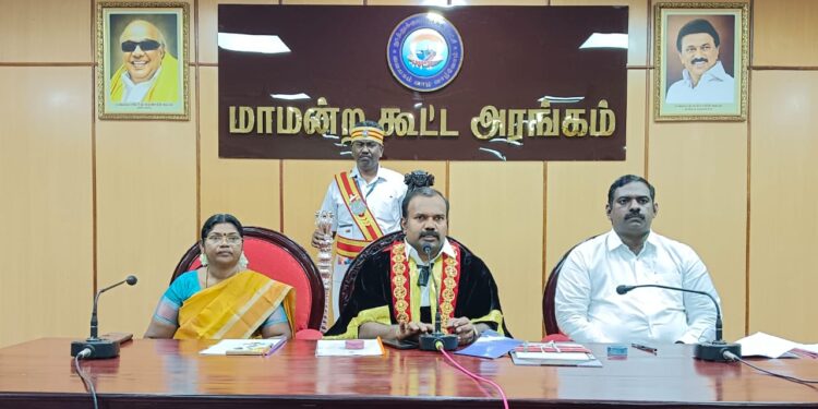 தூத்துக்குடி மாநகராட்சி கூட்டம் மேயர் ஜெகன் பெரியசாமி தலைமையில் நடைபெற்றது.  