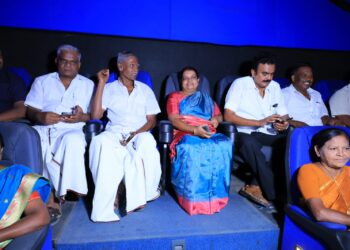 தூத்துக்குடியில் உதயநிதி ஸ்டாலின் நடித்த மாமன்னன் திரைப்படத்தை அமைச்சர் கீதாஜீவன் பார்த்தார்.