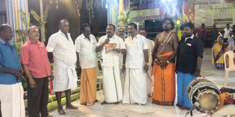 தூத்துக்குடியில் மேயர் ஜெகன் பெரியசாமி மரக்கன்று நட்டினார்.