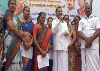 மணிப்பூர் கலவரம் மத வெறியால் மட்டுமே நடந்திருக்கிறது” தூத்துக்குடி ஆர்ப்பாட்டத்தில் ஆர்.எஸ் பாரதி பரபரப்பு பேச்சு!