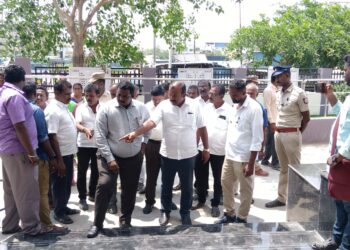 தூத்துக்குடி பேருந்து நிலையம் பகுதியில் மேயர் ஜெகன் பெரியசாமி ஆய்வு