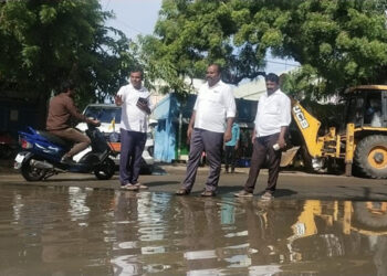 தூத்துக்குடியில் மழைநீர் தேங்கிய பகுதிகளை மேயர் ஜெகன் பெரியசாமி ஆய்வு!!!