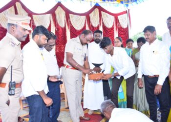 நாசரேத்தில்  நல்ல சமாரியன் மனநல காப்பகத்திற்கு புதிய கட்டிடம் அடிக்கல் நாட்டு விழா !! சாத்தான்குளம் டிஎஸ்பி அருள்   அடிக்கல் நாட்டினார்.