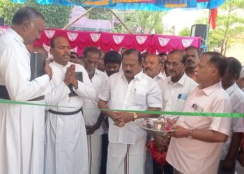 எடப்பாடி தலைமையில் 2024 நாடாளுமன்ற தேர்தலை எதிர்கொள்வோம்  தூத்துக்குடியில் முன்னாள் அமைச்சர் சி.த.செல்லப்பாண்டியன் தகவல்