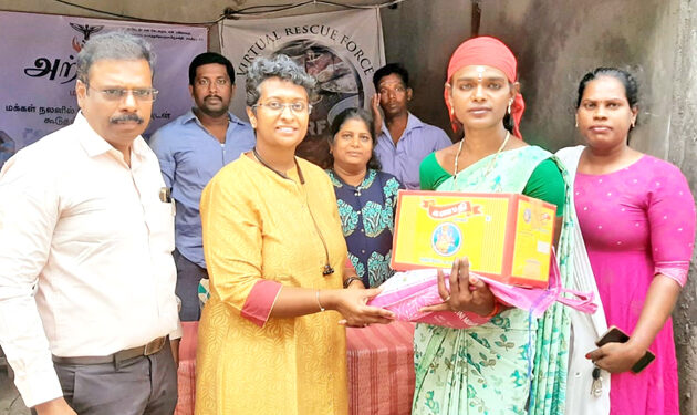 மெய்நிகர் மீட்புபடை அறக்கட்டளை மற்றும் அற்புதம் மருத்துவமனை சார்பில் 30,000 பேருக்கு நிவாரண உதவிகள் வழங்கப்பட்டது.