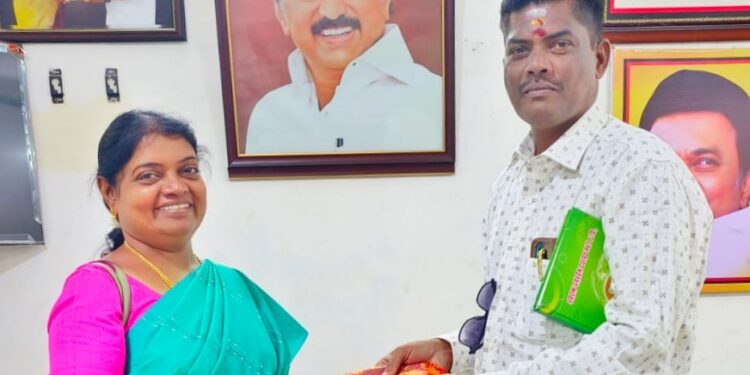 கடப்போம்… கடந்தோம்… கடமையாற்றுவோம் 2024-ஐ வரவேற்போம் அமைச்சர் கீதாஜீவன், மேயர் ஜெகன் பெரியசாமி சூளுரை!!!