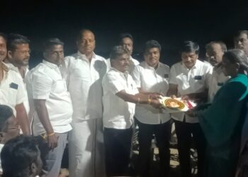 கிழக்கு ஓன்றிய திமுக செயலாளர் சரவணக்குமார் தலைமையில்   மின்னல் வேகத்தில் துவங்கிய நாடாளுமன்ற தேர்தல் பணி :   பூத்கமிட்டி, பாக முகவர்கள் திமுகவினர்கள் செம குஷி!!!