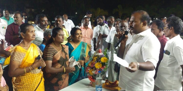 நான் சொல்வதை தான் செய்வேன் செய்வதை தான் சொல்வேன். என்னை முழுமையாக எல்லோரும் நம்பலாம் மேயர் ஜெகன் பொியசாமி பேசினாா்.