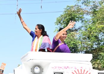 மணிப்பூரில் பாதிக்கப்பட்ட மக்களைப் பிரதமர் சந்திக்கவில்லை, நாங்கள் சந்தித்தோம் – கரூர் பிரச்சாரத்தில் கனிமொழி கருணாநிதி பேச்சு*