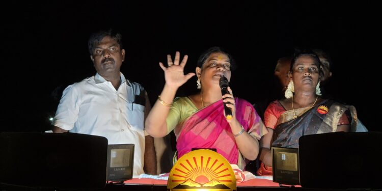 தேர்தல் நேரத்தில் நாடகமாடும் அதிமுக பிஜேபிக்கு தக்க பாடம் புகட்டும் வகையில் பணியாற்ற வேண்டும் தோ்தல் பிரச்சாரத்தில் அமைச்சர் கீதாஜீவன் பேச்சு