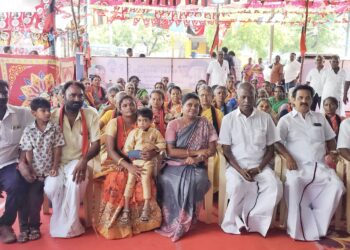 தூத்துக்குடி பிஜேபி மாவட்ட மகளிர் அணி செயலாளர் உள்பட 100 பேர் அமைச்சர் கீதாஜீவன் முன்னிலையில் திமுகவில் ஐக்கியம்.