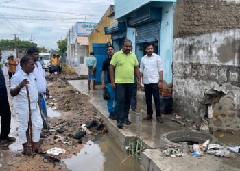 மக்கள் நலன் தான் முக்கியம் என்று பணியாற்றுகிறோம் மேயா் ஜெகன் பொியசாமி தகவல்