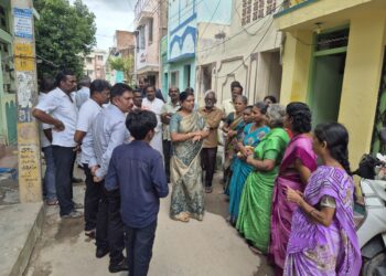 தூத்துக்குடி மாநகராட்சி பகுதியில் பல்வேறு இடங்களில் மேயர் ஜெகன் பொியசாமி ஆய்வு