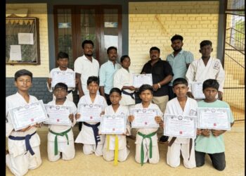 தேசிய அளவிலான கராத்தே போட்டிக்கு தூத்துக்குடியை சேர்ந்த வீரர்கள் தேர்வு