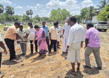 தூத்துக்குடியில் 5வது வார்டுக்குட்பட்ட அய்யர்விளை பகுதியில் அமைச்சர் கீதாஜீவன் ஆய்வு