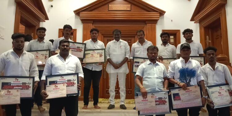 தூத்துக்குடியில் மாசு இல்லாத மாநகரை உருவாக்க அனைவரும் ஒத்துழைக்க வேண்டும் மேயர் ஜெகன் பெரியசாமி வேண்டுகோள்.