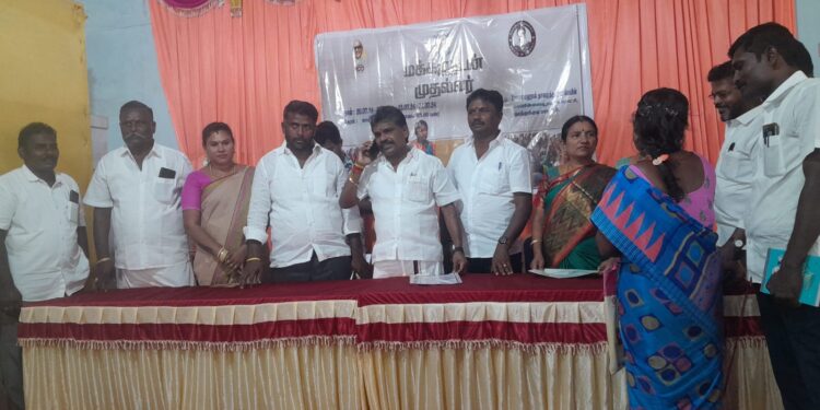 மாப்பிள்ளையூரணி மக்களுடன் முதல்வர் திட்ட முகாம் – பயனாளிகளுக்கு பட்டா வழங்கிய சண்முகையா எம்எல்ஏ