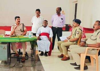 தூய பனிமய மாதா பேராலய திருவிழாவின் போது   திருட்டு, செயின் பறிப்பு போன்ற குற்ற செயல்கள் நடைபெறாமல் தடுக்க ஆண் மற்றும் பெண் போலீசார் சாதாரண உடையில் தீவிர கண்காணிப்பில் ஈடுபடுவார்கள்   எஸ்.பி.பாலாஜி சரவணன் தகவல்!!!