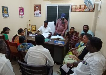 மாப்பிள்ளையூரணி ஊராட்சி மன்ற கூட்டம் நடைபெற்றது.