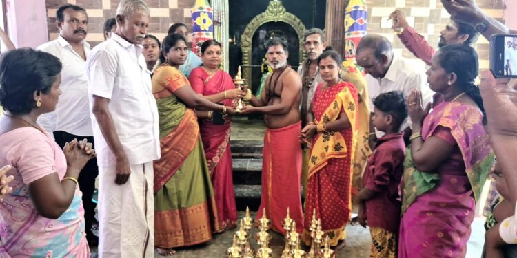 தீப ஓளியேற்றுங்கள் தீயசக்திகள் மறையட்டும் அமைச்சர் கீதாஜீவன் கலந்துரையாடலில் பேசினார்.