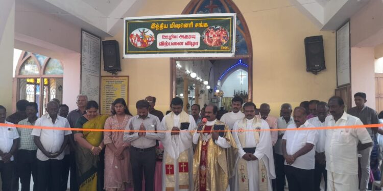 தீப ஓளியேற்றுங்கள் தீயசக்திகள் மறையட்டும் அமைச்சர் கீதாஜீவன் கலந்துரையாடலில் பேசினார்.