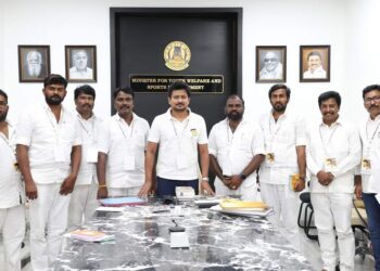 தூத்துக்குடி அரசு வழக்கறிஞர்களுக்கு எஸ்.பி பாலாஜி சரவணன் பாராட்டு