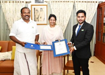 தமிழ்நாட்டின் 2 வது சிறந்த மாநகராட்சியாகத் தேர்வாகி சுதந்திர தின விழாவில் முதல்வர் விருது பெற்ற தூத்துக்குடி மாநகராட்சி மேயர் ஜெகன் பெரியசாமி, ஆணையர் மதுபாலன் ஆகிய இருவருக்கும் கனிமொழி எம்பி வாழ்த்துக்கள் தெரிவித்தார்.