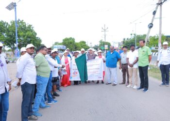 தூத்துக்குடியில் உடல் உறுப்புதான விழிப்புணர்வு பேரணி நடைபெற்றது. 