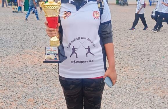 அகில இந்திய அளவில் நடைபெற்ற சிலம்பம் போட்டியில் தூத்துக்குடி மாவட்டத்தை சோ்ந்த மாணவி மகேஷ் நாச்சியார் சாதனை