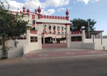 அரசு தரப்பு கருத்தினை ஏற்று 7 ½ ஆண்டுகளாக பூட்டப்பட்டிருந்த கோவிலை பொதுமக்கள் வழிபாட்டிற்கு திறந்திட தூத்துக்குடி நீதிமன்றம் உத்தரவு