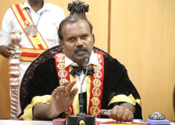 கடந்த காலத்தில் திறம்பட செயலாற்றினோம், இனி எதிர்காலத்தை நினைத்து செயல்படுவோம், மேயர் ஜெகன்பெரியசாமி பேசினார். 