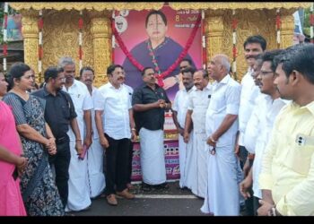 தீயசக்திகளின் ஆட்சியை விரட்டுவோம்.. ஜெயலலிதா 8 வது நினைவு நாளில் மலர் அஞ்சலி செலுத்தி உறுதிமொழியெடுத்த முன்னாள் அமைச்சர் சி.த செல்லப்பாண்டியன்..