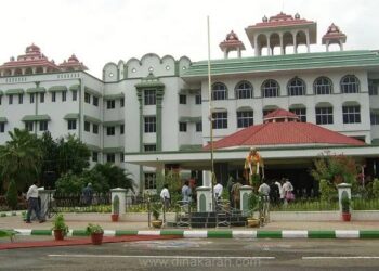 தூத்துக்குடி ஸ்பிக் நிறுவனம் கையகப்படுத்திய  72 ஏக்கர் புறம்போக்கு நிலத்தை அரசு மீட்க உயர்நீதிமன்ற மதுரை கிளை அதிரடி உத்தரவு!!