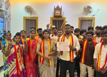 தூத்துக்குடியில் திமுக,அதிமுக,உட்பட மாற்றுக் கட்சியைச் சார்ந்த ஏராளமான இளைஞர்கள், பெண்கள், தவெக வில் மாவட்ட பொறுப்பாளர் அஜிதா ஆக்னல் தலைமையில் இணைந்தனர்.