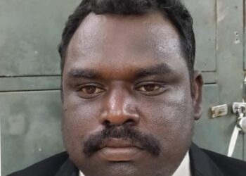 தூத்துக்குடி வழக்கறிஞர் சங்கத்தின் நிர்வாக குழு உறுப்பினராக பிரபல வழக்கறிஞர் முனீஸ் குமார் தேர்வு : முக்கிய பிரமுகர்கள் வாழ்த்து!!