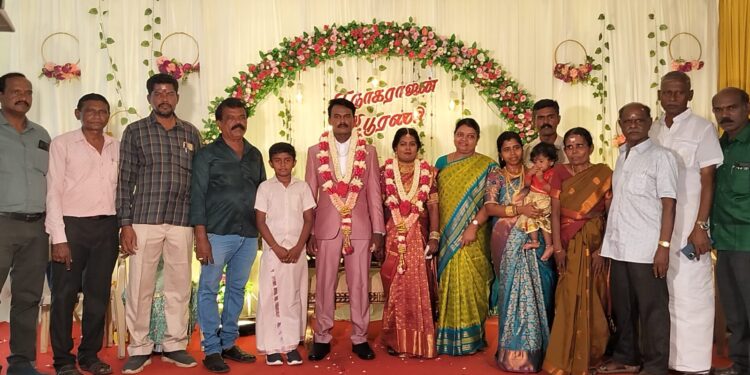 தூத்துக்குடி பிரஸ் கிளப் செயற்குழு உறுப்பினர் ராஜ் டிவி செய்தியாளர் மாாிராஜா இல்லத்திருமண விழா :அமைச்சர் கீதாஜீவன், முன்னாள் அமைச்சர் சி.த.செல்லப்பாண்டியன் உள்பட பல முக்கிய பிரமுகர்கள் நேரில் வாழ்த்து!!