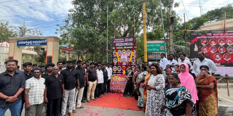 ஸ்டெர்லைட் துப்பாக்கி சூட்டில் உயிரிழந்த தியாகிகளின் 7 ம் ஆண்டு நினைவு நாள் – தூத்துக்குடி மாவட்ட தவெக பொறுப்பாளர் அஜிதா ஆக்னல் தலைமையில் 5 இடங்களில் வீரவணக்கம் செலுத்தி மெழுகுவர்த்தி ஏந்தி அஞ்சலி!