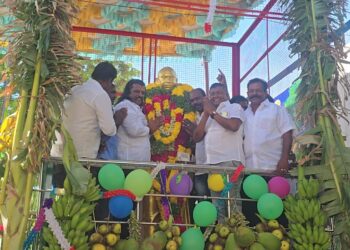 தூத்துக்குடியில் காமராஜர் பிறந்தநாள் விழாவை மெகா நலத்திட்டங்கள், அன்னதானம், கல்வி உபகரணங்கள் வழங்குதல் என “மாஸ்” காட்டிய பெருந்தலைவர் மக்கள் நலச்சங்கம் அமைப்பு நிறுவன தலைவர் எஸ்.பி. மாரியப்பன். இளைஞர்கள் பெருந்திரளாக பங்கேற்று உற்சாகம்!!!