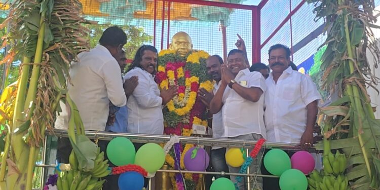 தூத்துக்குடியில் காமராஜர் பிறந்தநாள் விழாவை மெகா நலத்திட்டங்கள், அன்னதானம், கல்வி உபகரணங்கள் வழங்குதல் என “மாஸ்” காட்டிய பெருந்தலைவர் மக்கள் நலச்சங்கம் அமைப்பு நிறுவன தலைவர் எஸ்.பி. மாரியப்பன். இளைஞர்கள் பெருந்திரளாக பங்கேற்று உற்சாகம்!!!