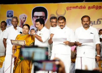 எந்த சமரசத்திற்கும் இடம் கொடுக்காமல் தமிழ்நாட்டின் உரிமைகளை காத்து நிற்கும் நம்  முதலமைச்சர் மு.க.ஸ்டாலின் தமிழ்நாட்டு மக்கள் ஓரணியில் இணைந்ததன் மூலம் 2026 இல் மீண்டும் தனி பெரும்பான்மையுடன் முதல்வராகிறார் அமைச்சர் கீதா ஜீவன் அனல் பறக்கும் பேச்சு!!