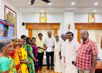 தூத்துக்குடியில் ஆக்கிரமிப்புகளை அகற்ற மேயர் ஜெகன் பெரியசாமியிடம் பொதுமக்கள் கோரிக்கை